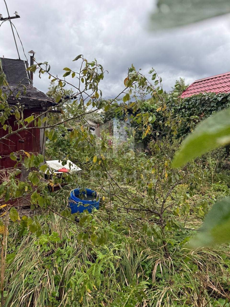 Продам земельный участок 660 м.кв.