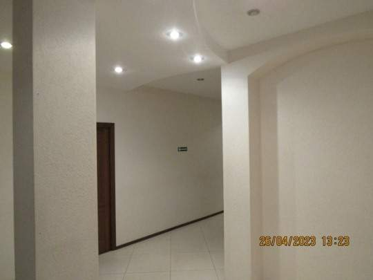 Продам офис 488.2 м.кв.