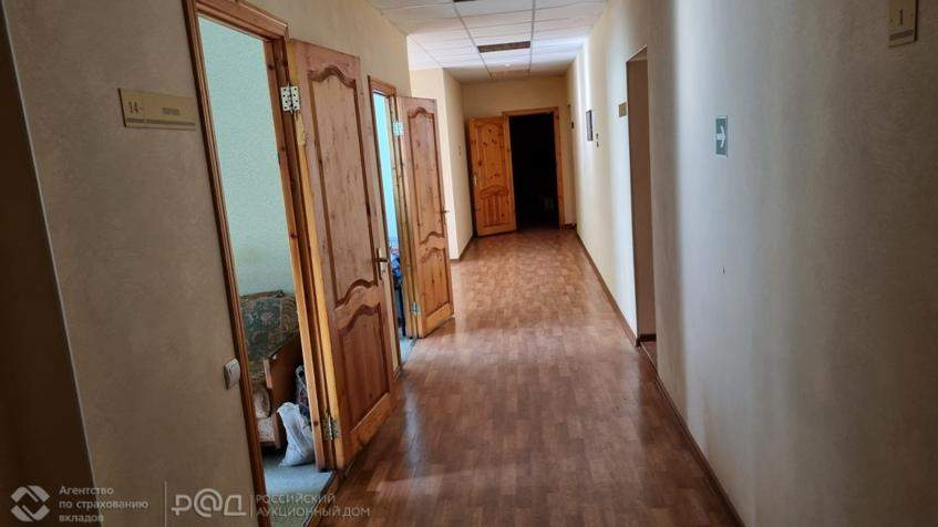 Продам торговое помещение 323 м.кв.
