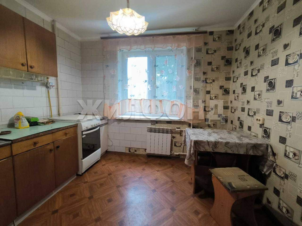 Квартира на продажу в Орёле, Октябрьская улица, 126 фото №0