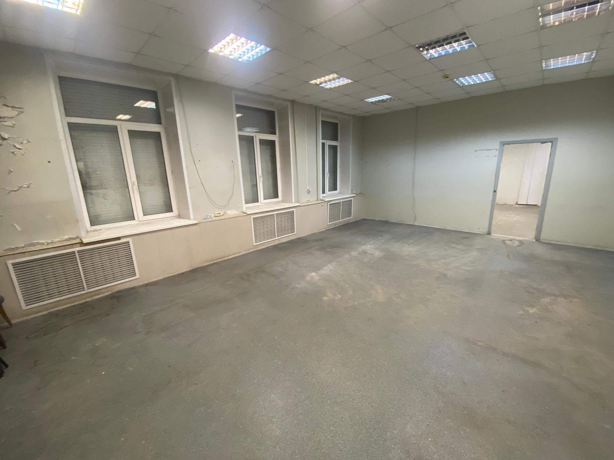 Продам офис 221.9 м.кв.