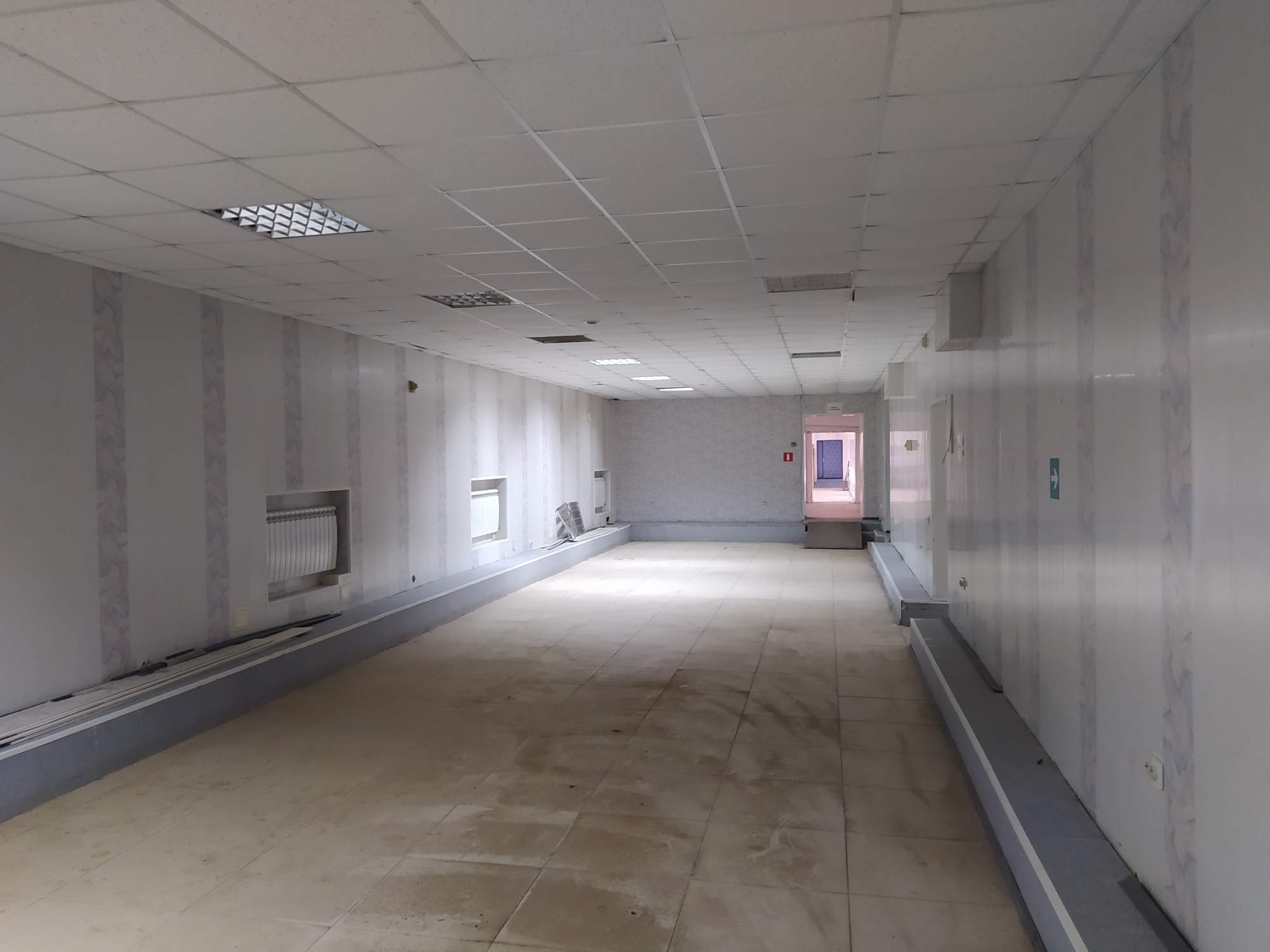 Продам офис 609.8 м.кв.