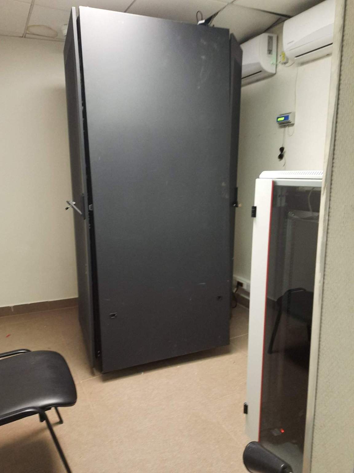 Продам офис 298.5 м.кв.