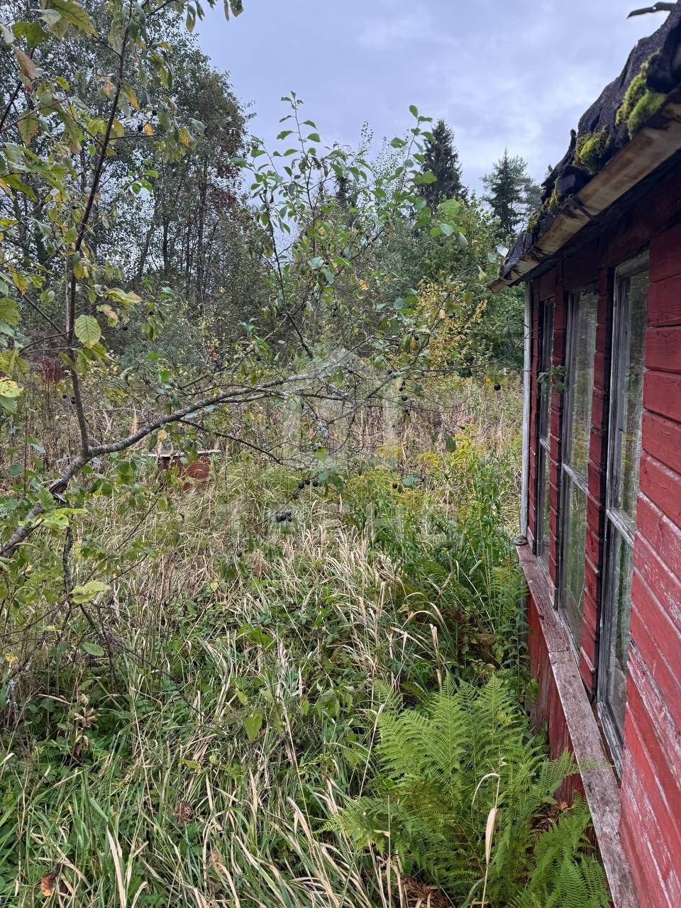 Продам земельный участок 660 м.кв.