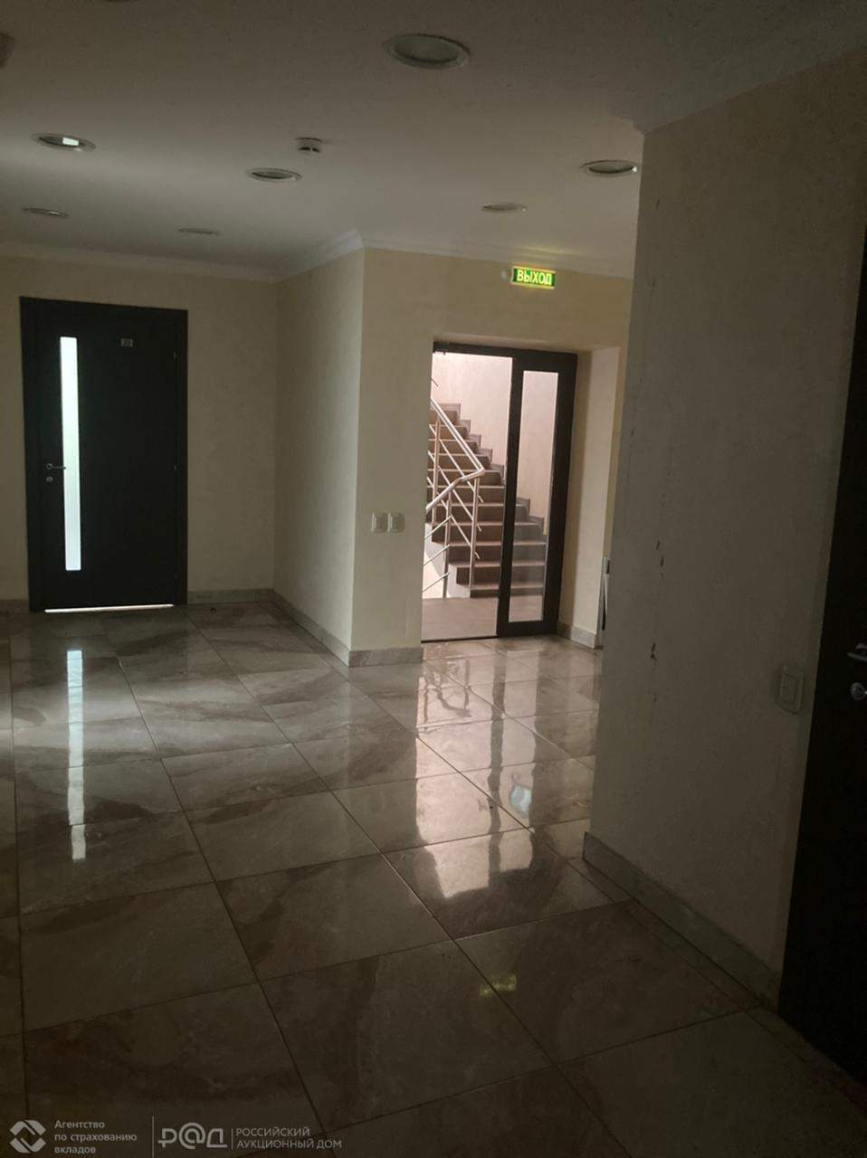 Продам офис 1301.8 м.кв.