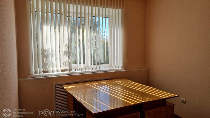 Продам торговое помещение 323 м.кв.