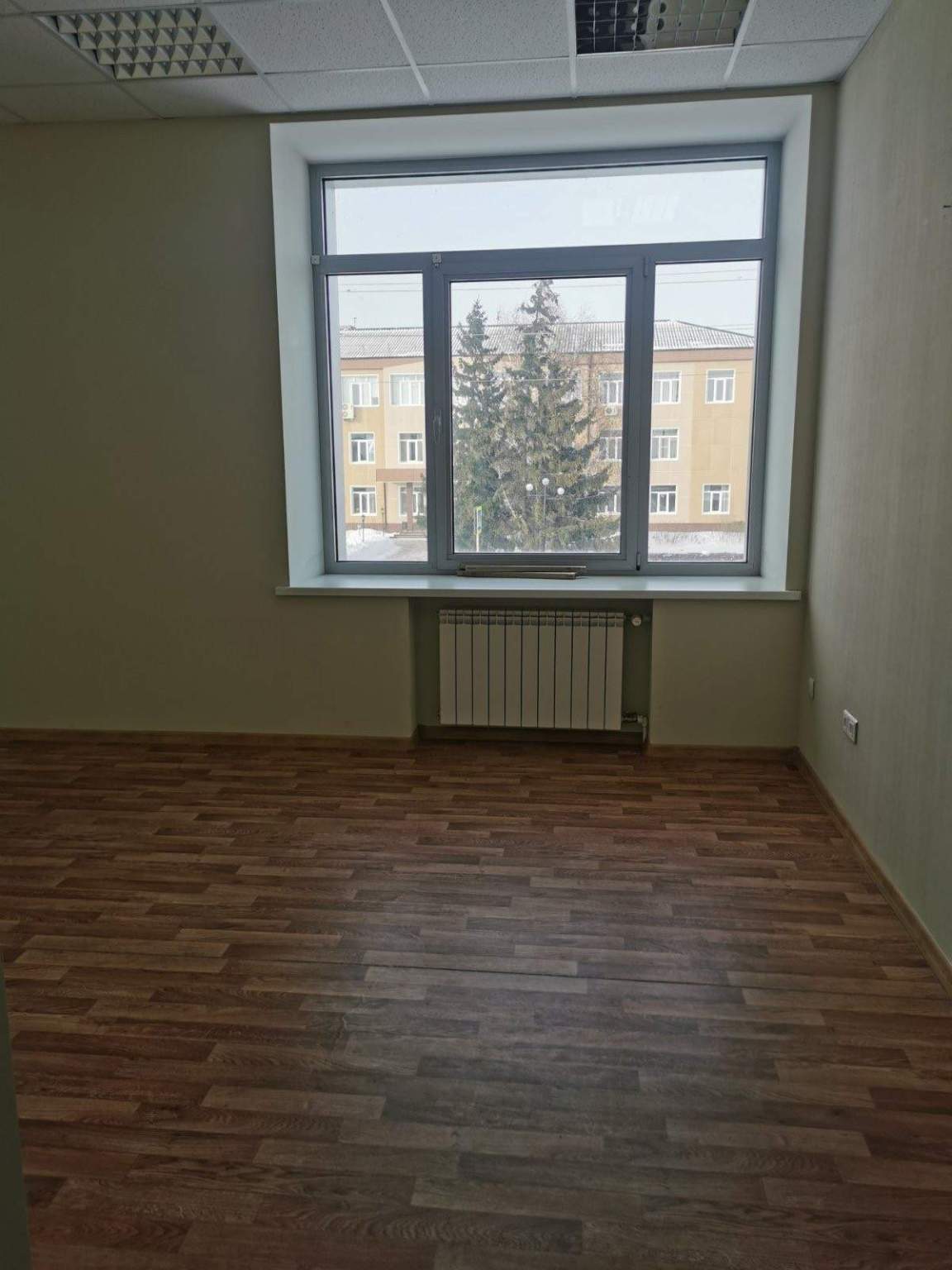 Сдам в аренду офис 46.6 м.кв.