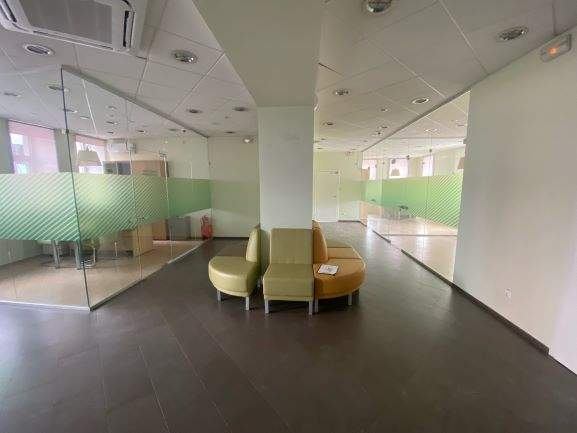 Продам офис 498.2 м.кв.