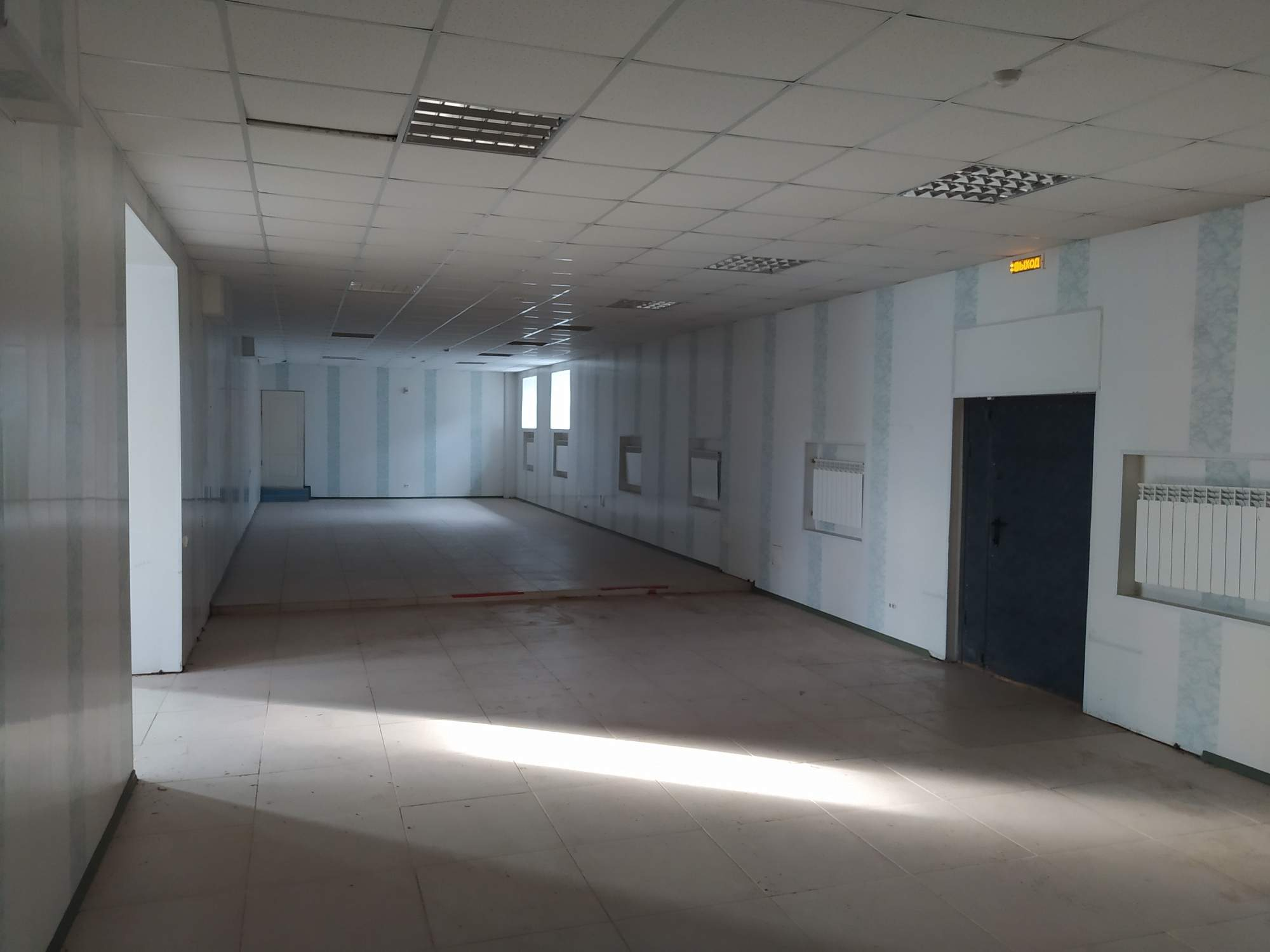 Продам офис 609.8 м.кв.