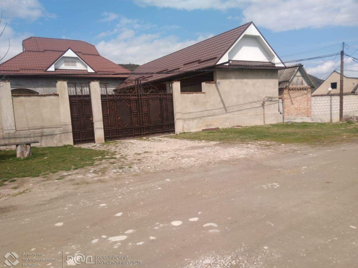 Продам земельный участок 728 м.кв.