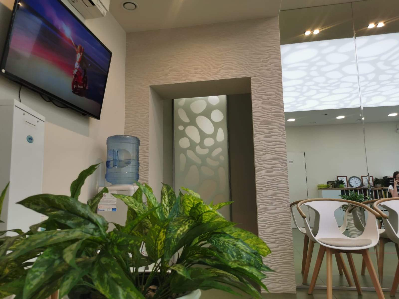 Продам торговое помещение 550 м.кв.