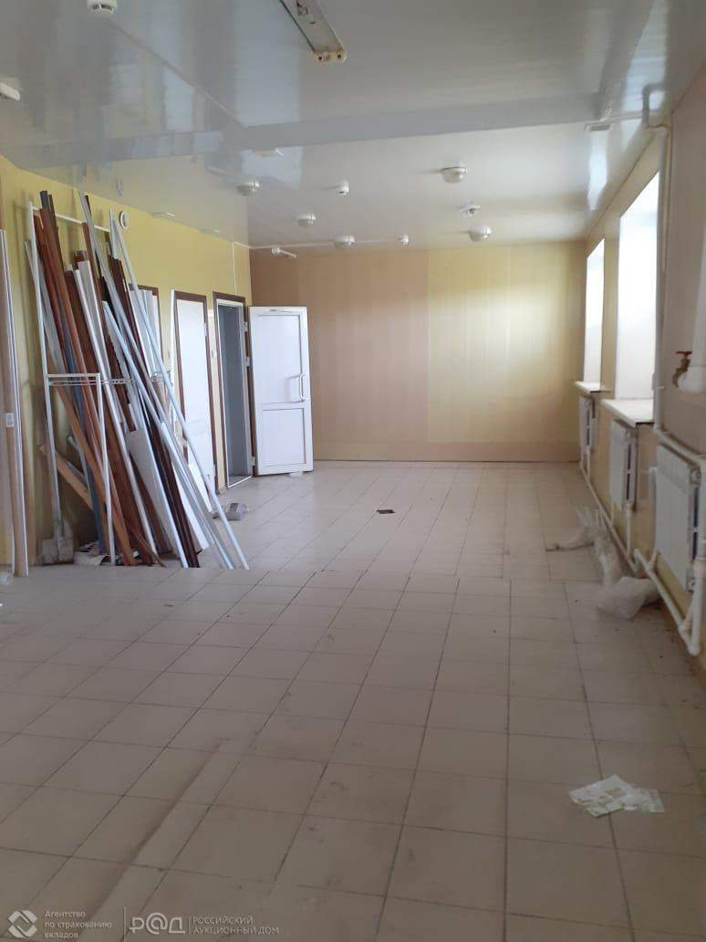 Продам торговое помещение 602.1 м.кв.