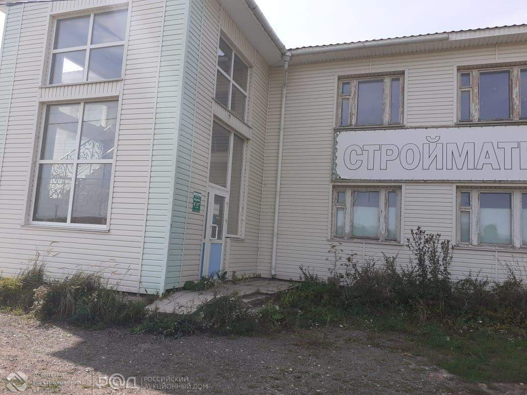 Продам торговое помещение 602.1 м.кв.