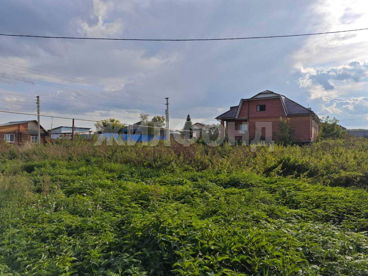 Продам земельный участок 3000 м.кв.