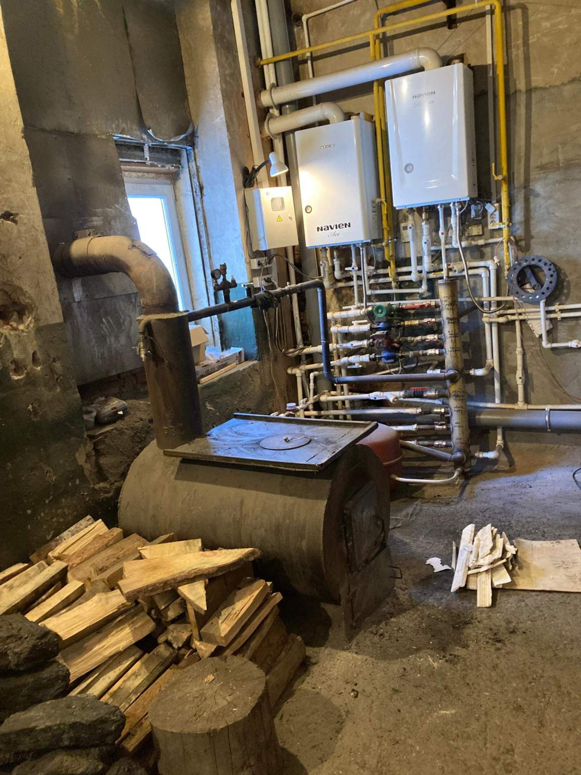 Продам торговое помещение 657.2 м.кв.