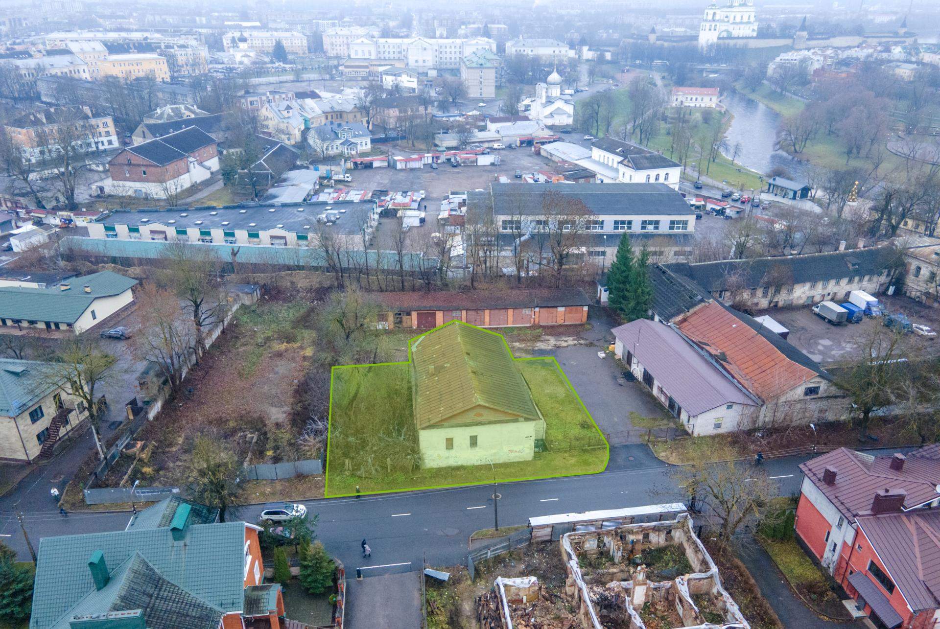 Продам торговое помещение 294.4 м.кв.