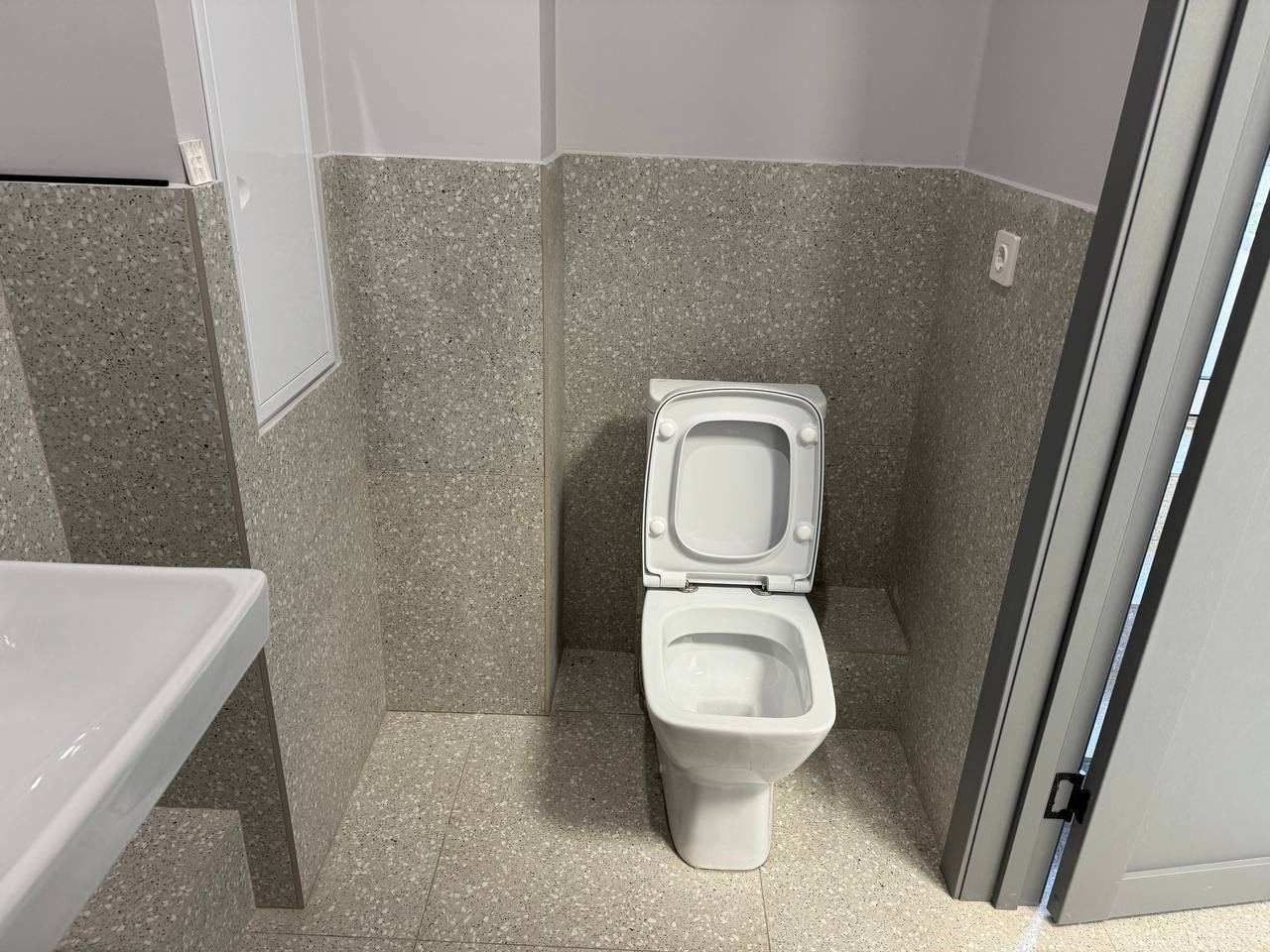 Продам помещение свободного назначения 23.6 м.кв.