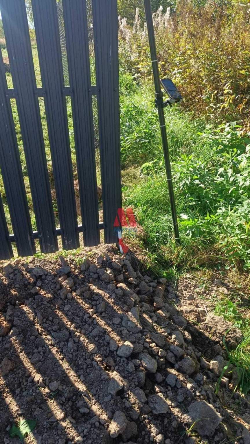 Продам земельный участок 1500 м.кв.