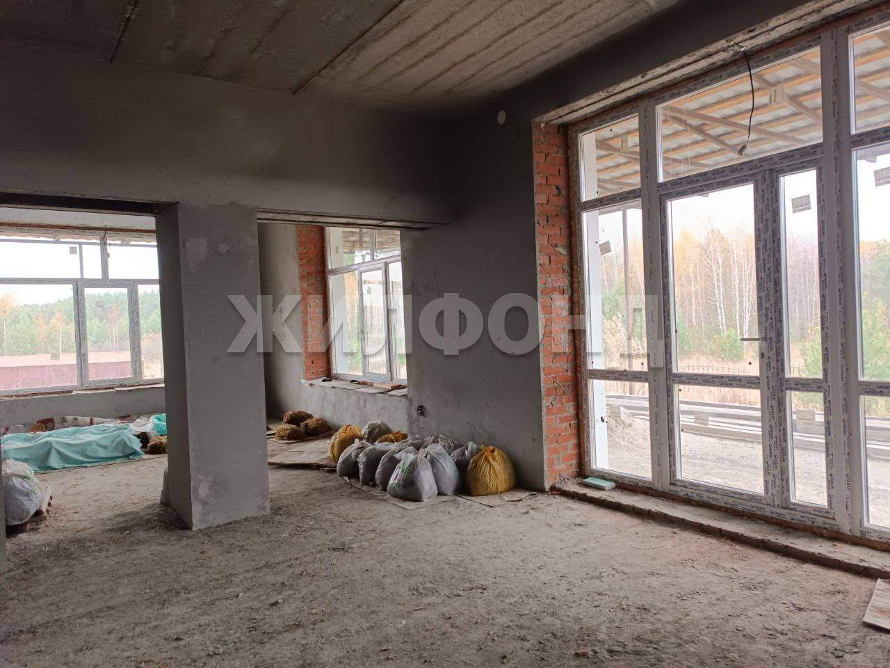 Дом на продажу в Дзержинском, Светлая улица фото №15