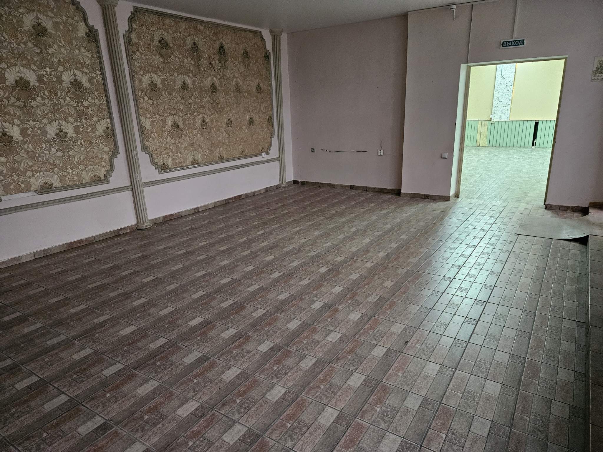 Сдам в аренду помещение свободного назначения 400 м.кв.