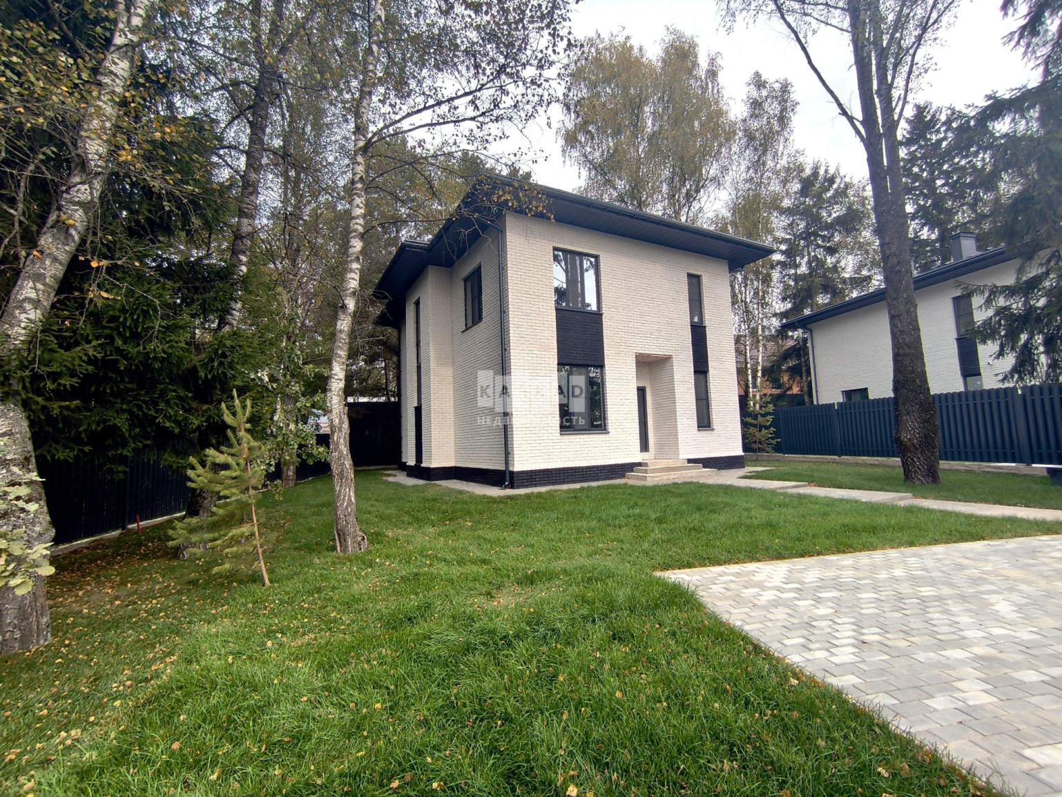 Коттедж на продажу в Изварино, 1-я Новоизваринская улица, 17/1 фото №1