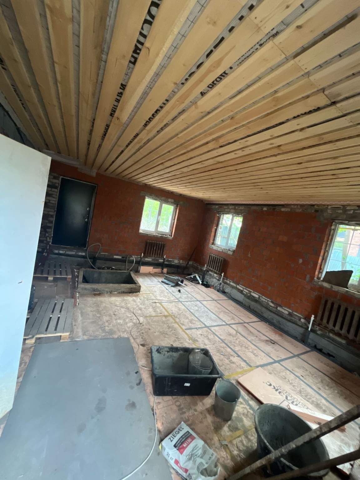 Сдам в аренду помещение свободного назначения 240.5 м.кв.