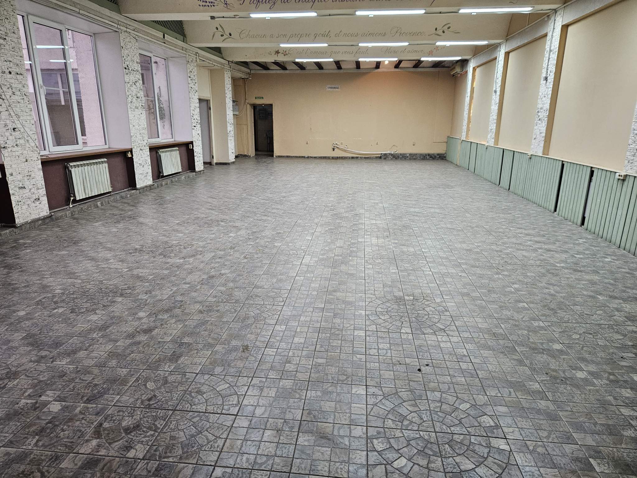 Сдам в аренду помещение свободного назначения 400 м.кв.