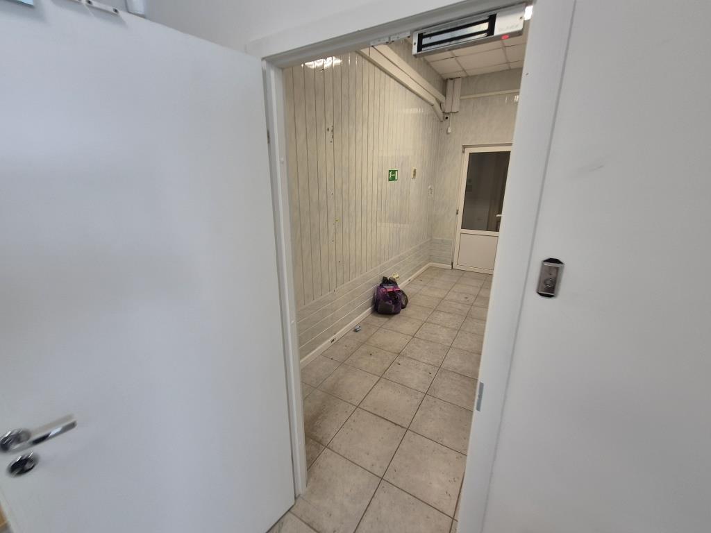 Продам помещение свободного назначения 305.2 м.кв.