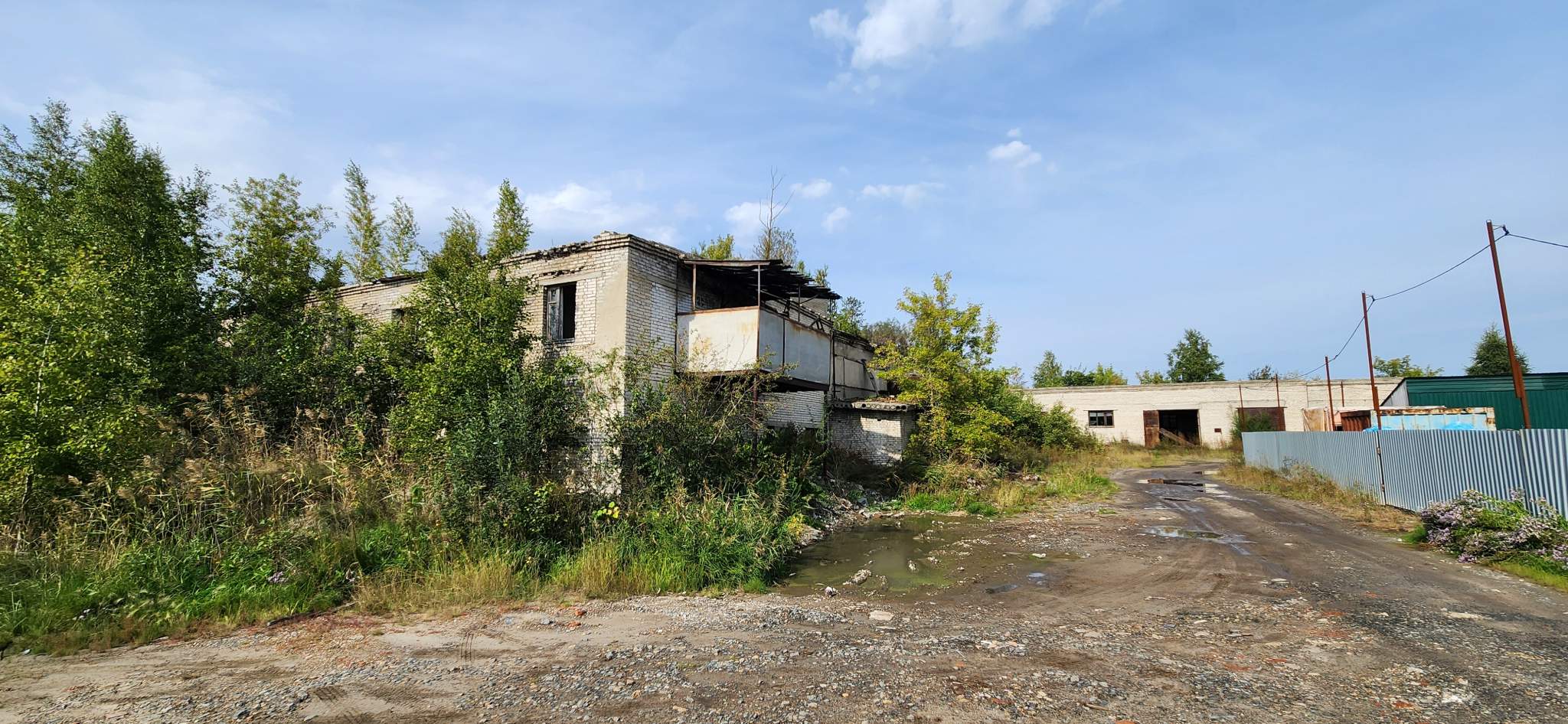 Продам торговое помещение 4945 м.кв.