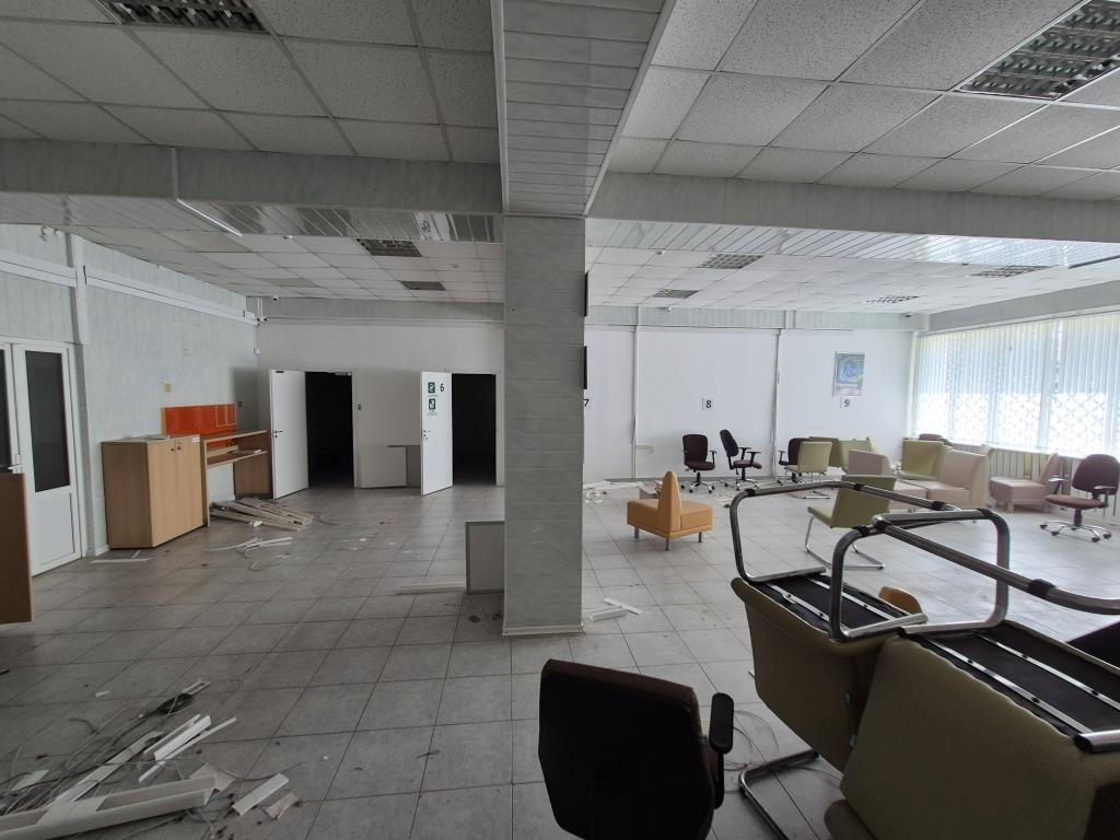 Продам помещение свободного назначения 305.2 м.кв.