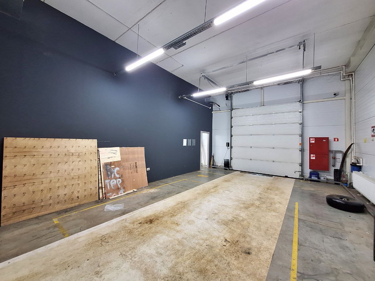 Сдам в аренду помещение свободного назначения 1550 м.кв.