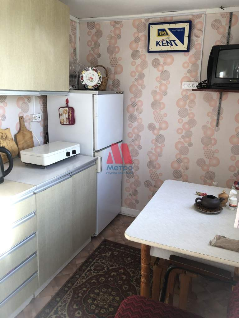 Продам земельный участок 1900 м.кв.