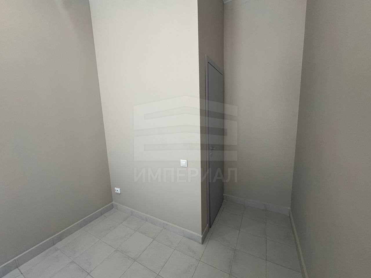 Фото: Продается коммерческое помещение с собственным отдельным входом 12.6м2 test