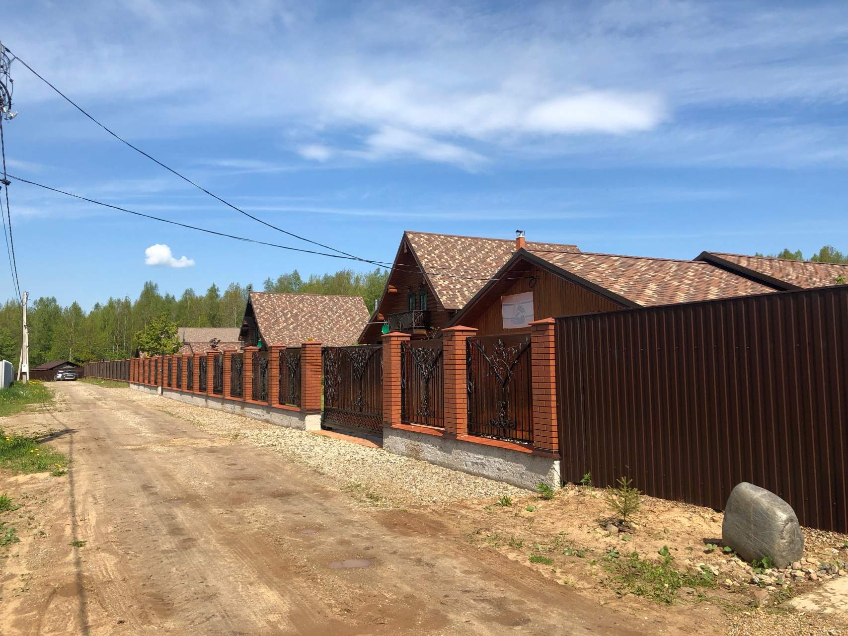 Продам земельный участок 1000 м.кв.