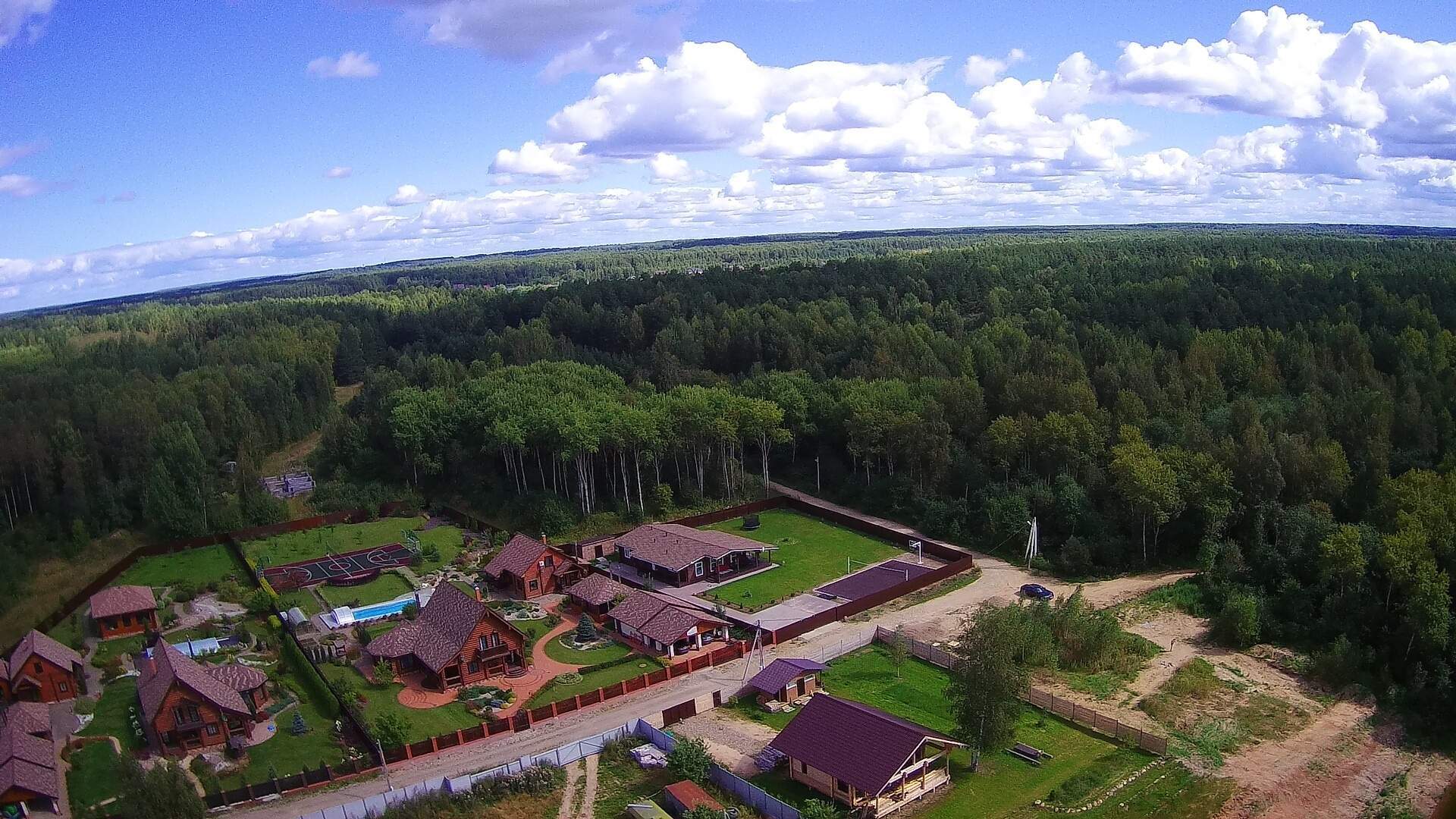 Продам земельный участок 1000 м.кв.