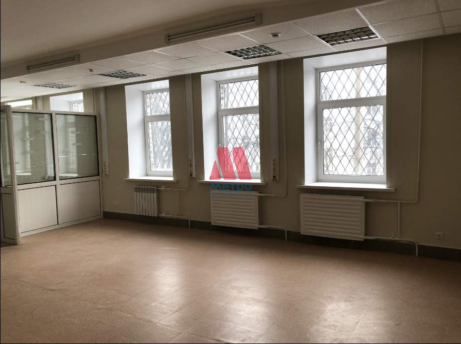 Продам офис 405 м.кв.