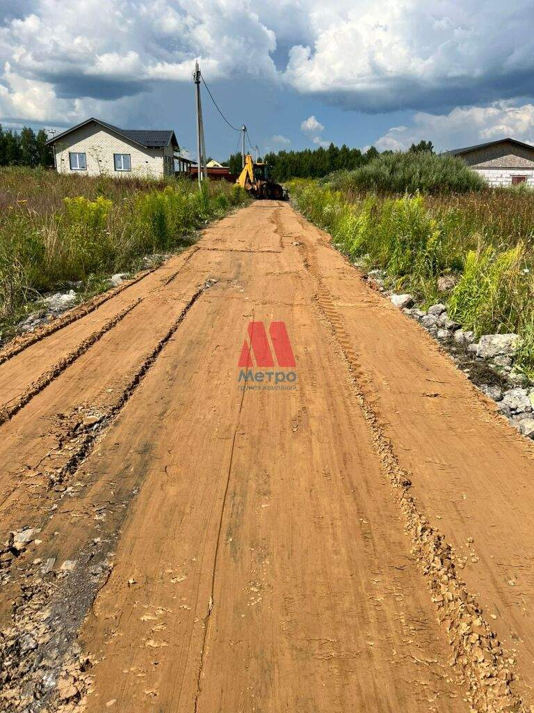 Продам земельный участок 1200 м.кв.