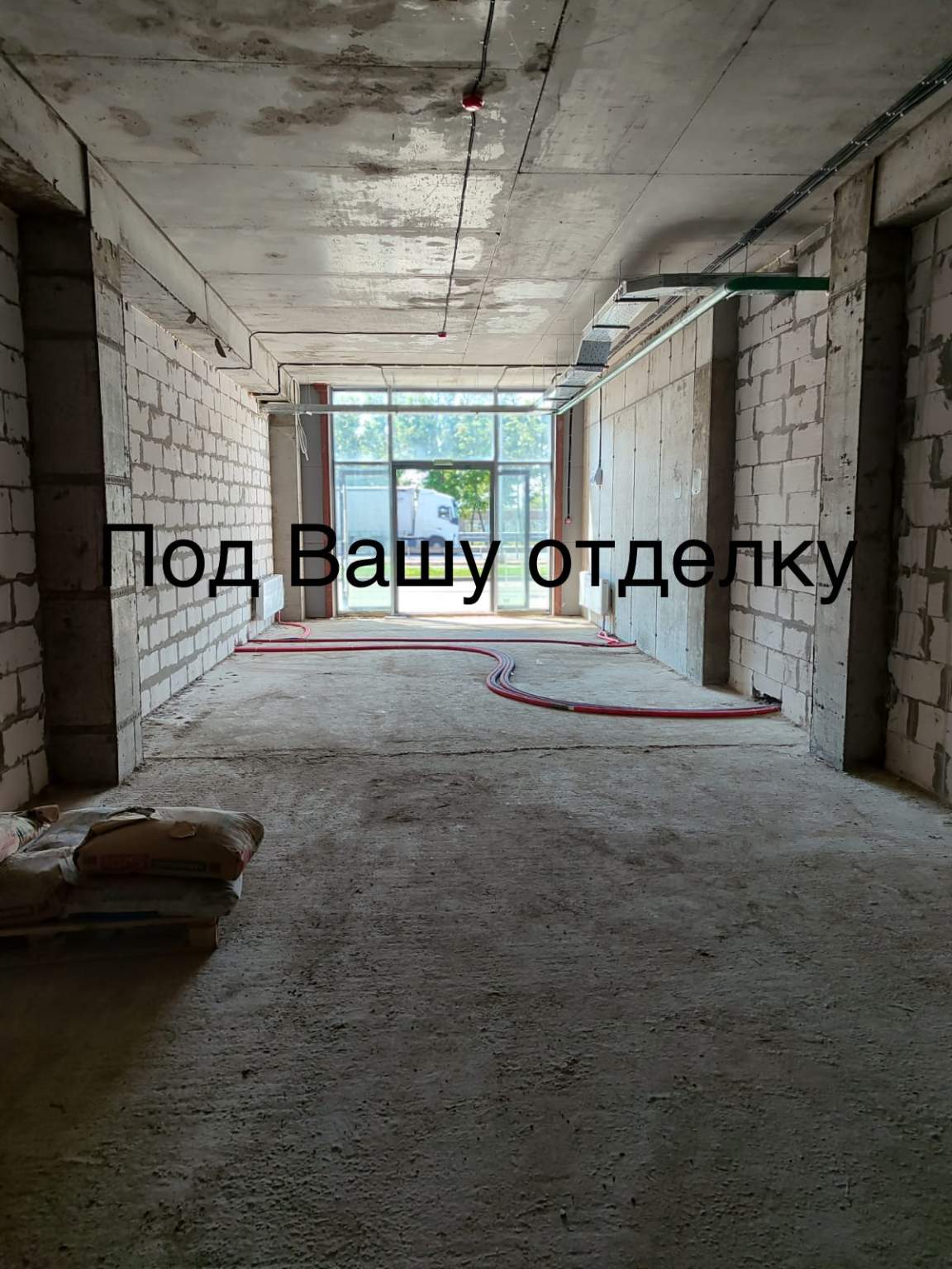 Фото: Торговое помещение 40.5 м2 в аренду test