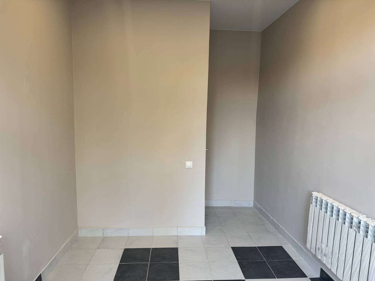 Продам помещение свободного назначения 10.4 м.кв.