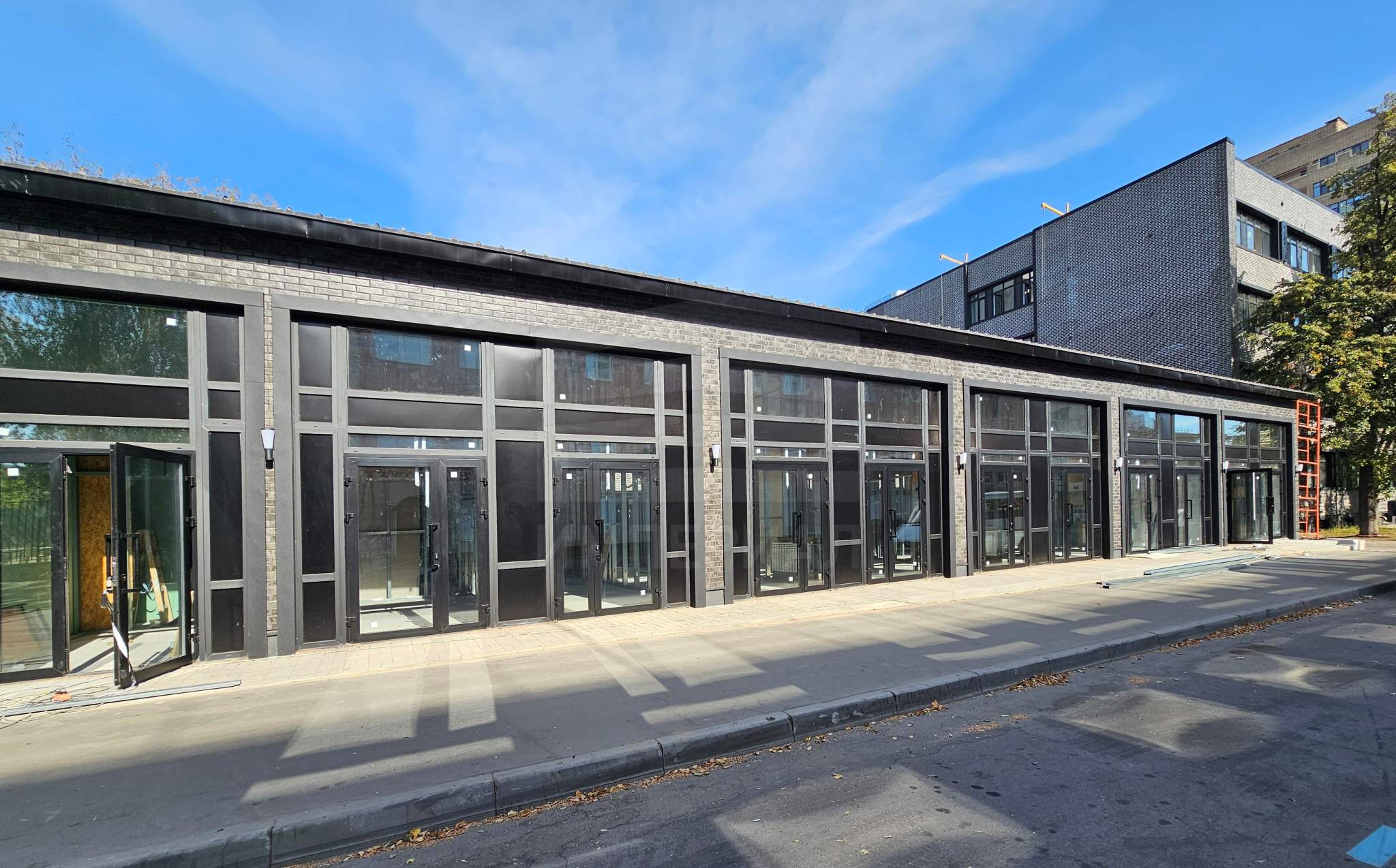 Продам помещение свободного назначения 10.2 м.кв.