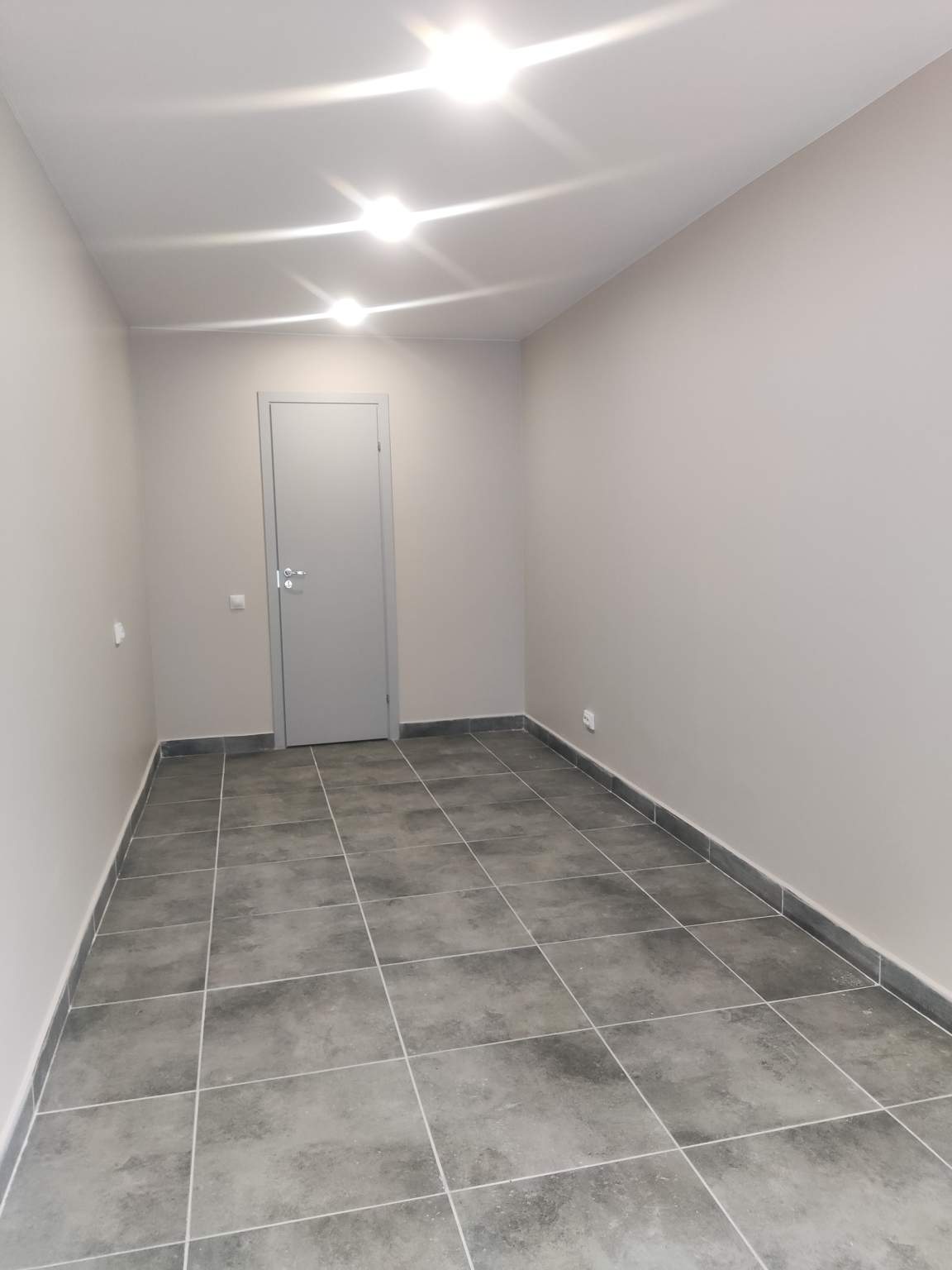 Продам помещение свободного назначения 16.2 м.кв.