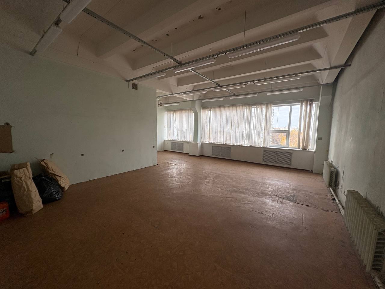 Фото: Аренда офиса 73 м2. Open space. 6 эт. м.Южная test