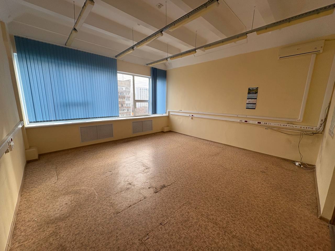 Фото: Аренда офиса 80 м2. 2 каб. 6 эт. м.Южная test