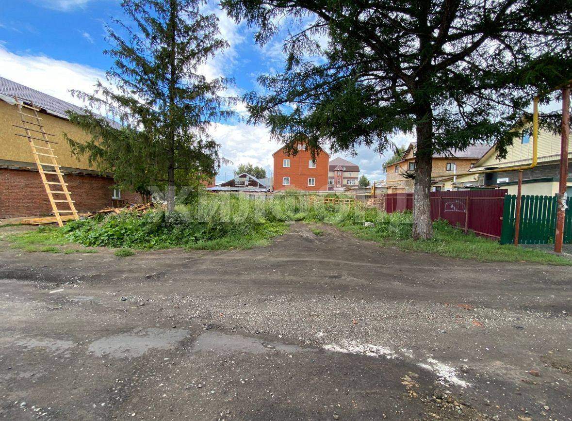 Продам земельный участок 649 м.кв.