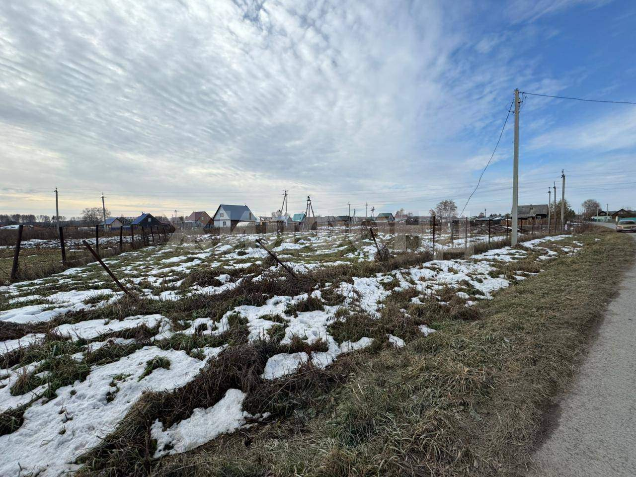 Продам земельный участок 1200 м.кв.