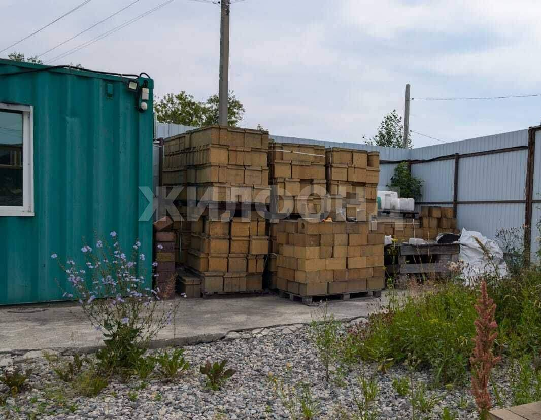 Продам земельный участок 574 м.кв.