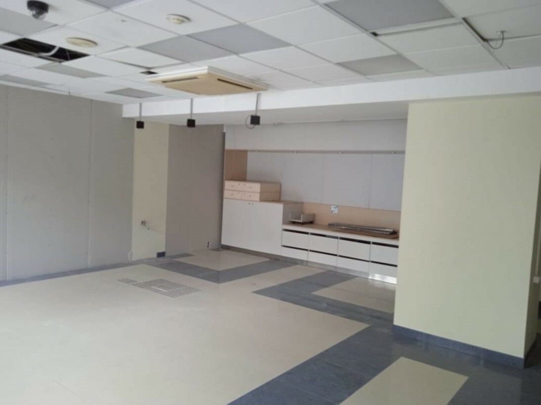Продам помещение свободного назначения 230.4 м.кв.