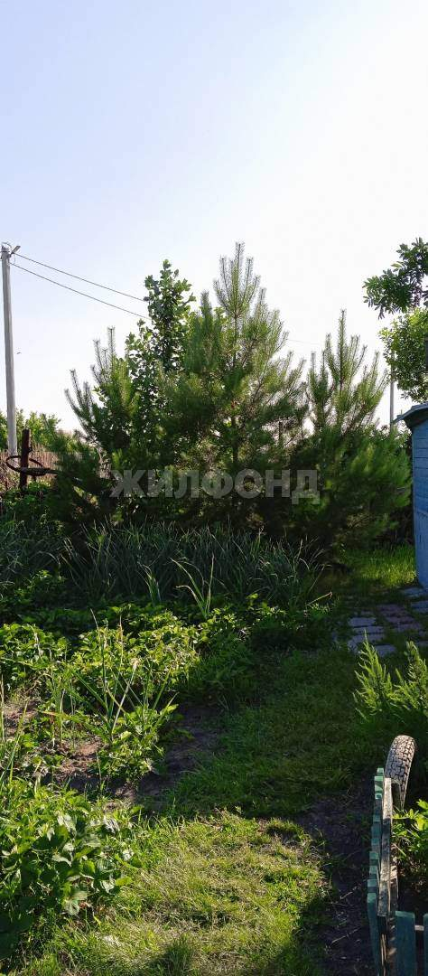 Продам земельный участок 900 м.кв.