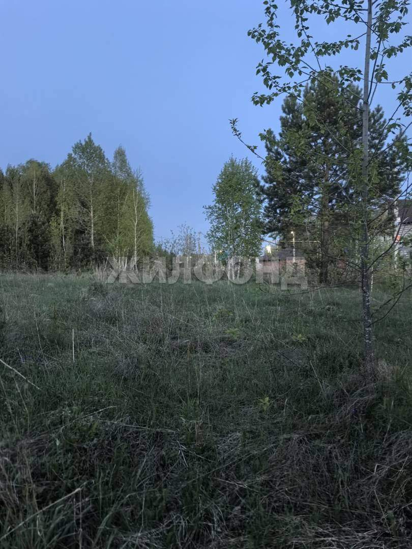 Продам земельный участок 732 м.кв.