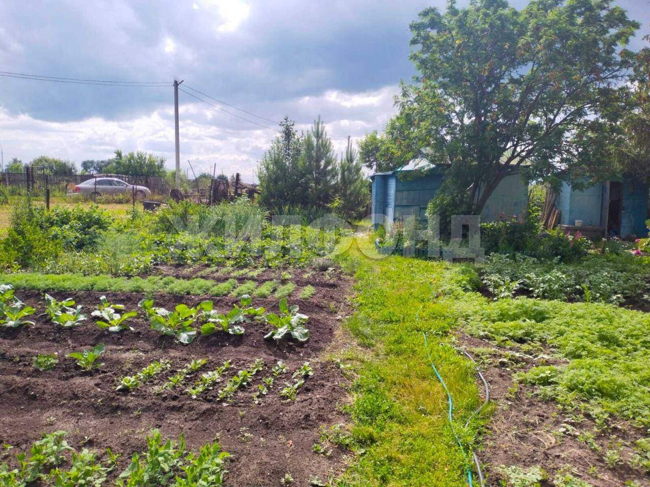 Продам земельный участок 900 м.кв.